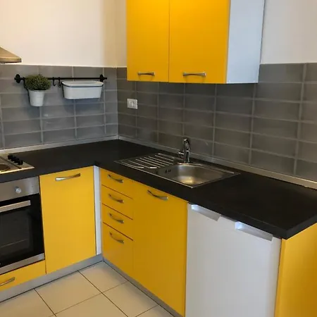 Lina Apartman *