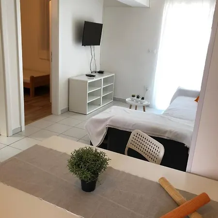 Apartament Lina *