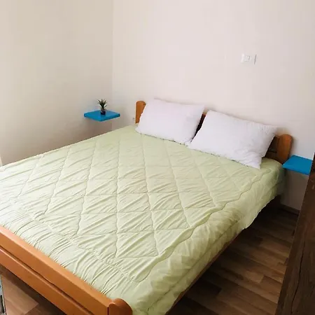 Lina Apartament *